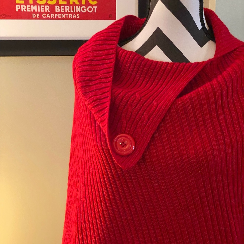 Electric cherry red Spanish poncho purchased in Madrid Spain - Picture 2 of 5